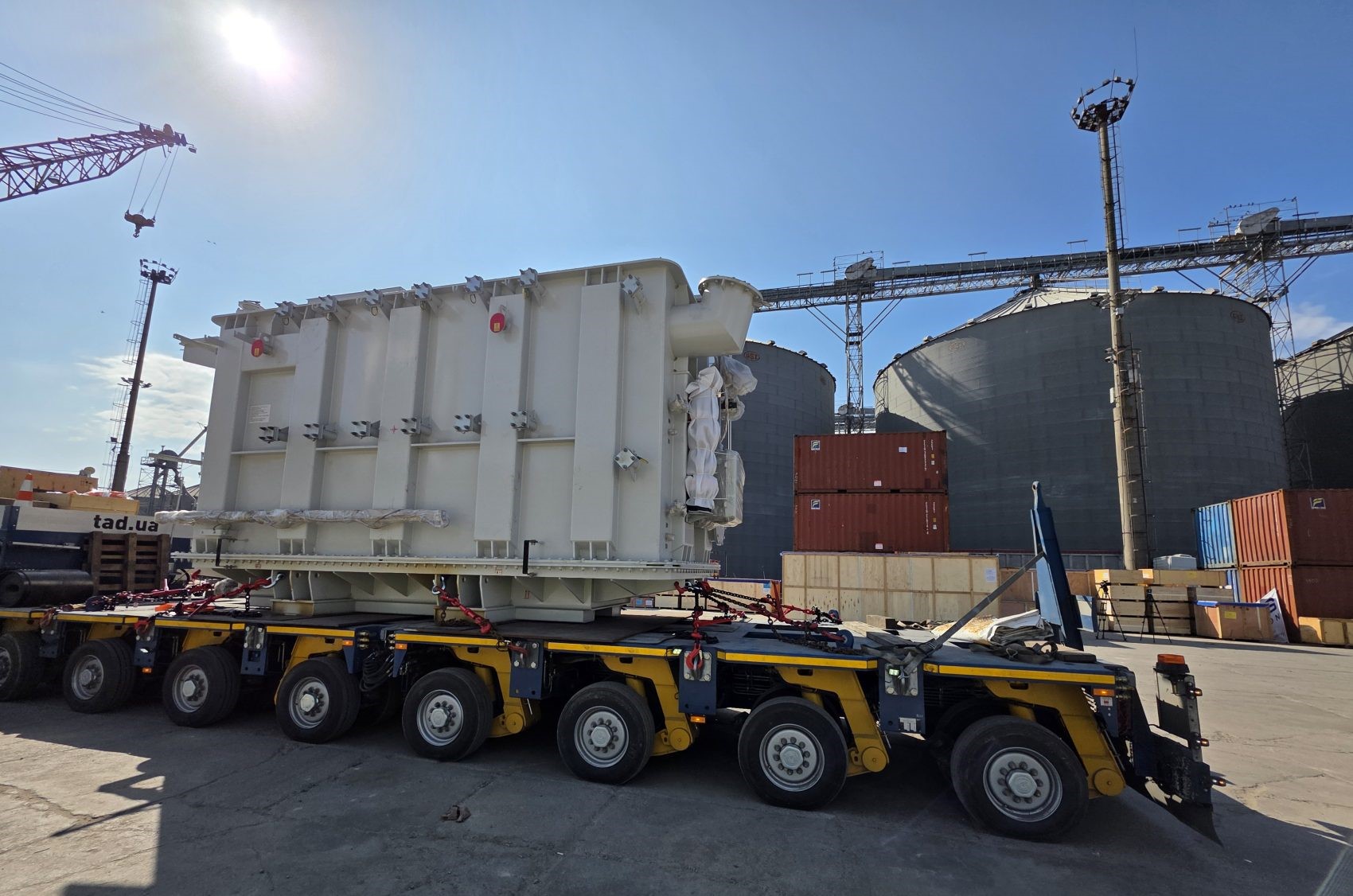 Power transformer prepared for road transport